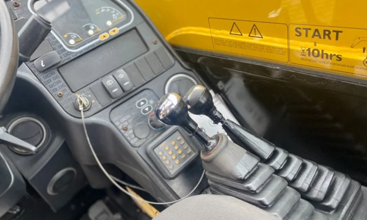 Телескопічний навантажувач JCB 535-95 2016 року - фото № 13