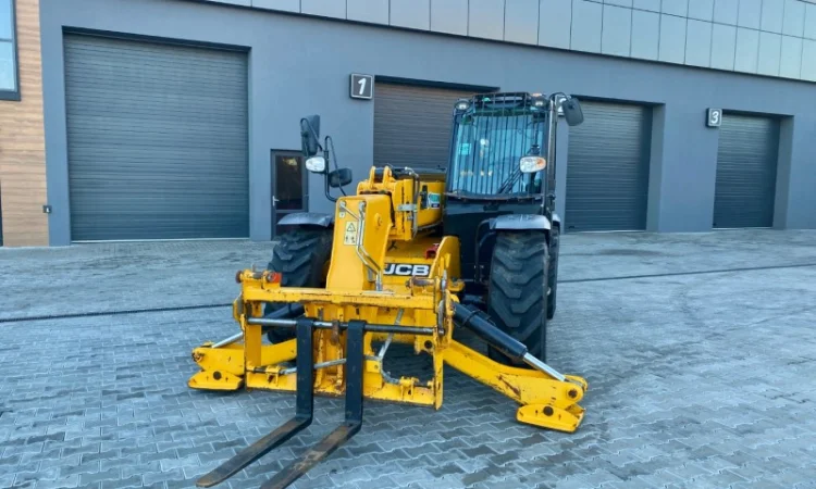 Телескопічний навантажувач JCB 533-105 - 2019 рік - фото № 19