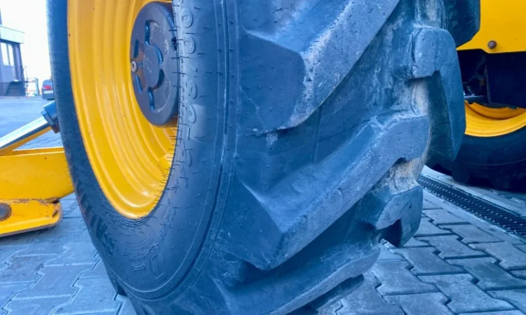 Телескопічний навантажувач JCB 533-105 - 2019 рік - фото № 3