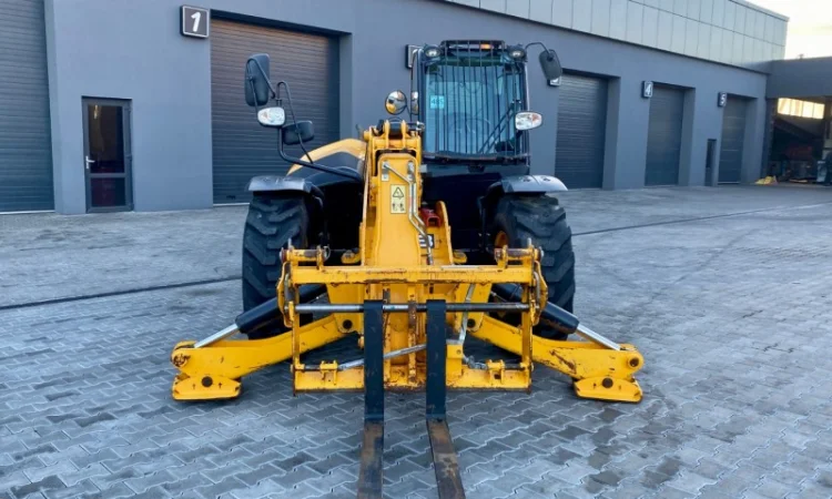 Телескопічний навантажувач JCB 533-105 - 2019 рік - фото № 18