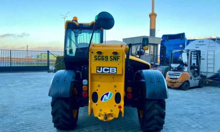 Телескопічний навантажувач JCB 533-105 - 2019 рік - фото № 13