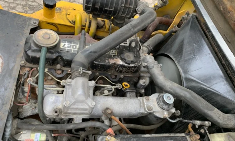 Вилочный дизельный погрузчик 3 т подъем 4500 - фото № 4