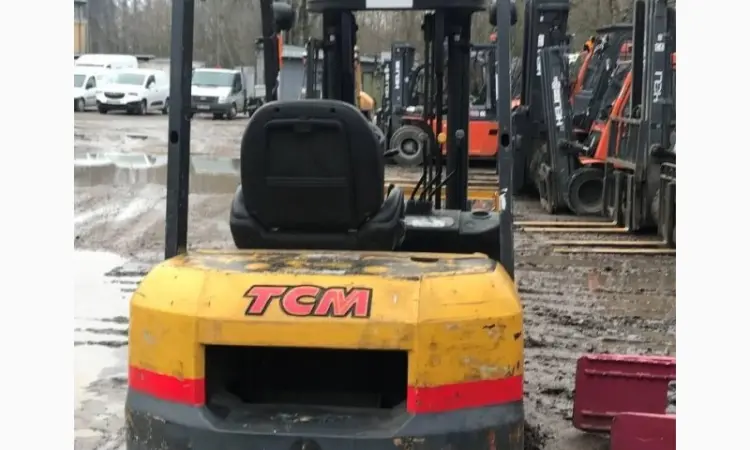 Вилочный погрузчик TCM - фото № 1