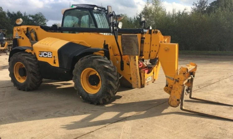 Телескопический погрузчик JCB 540-170. Телескопический погрузчик б/у - фото № 8