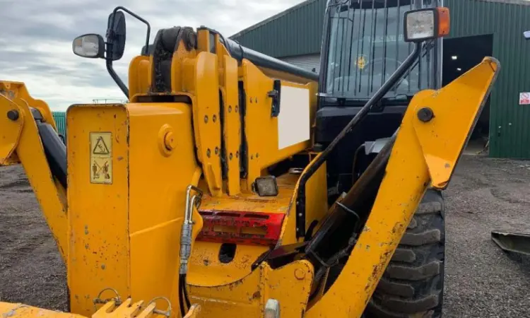 Телескопический погрузчик JCB 540-170. Первый владелец - фото № 3
