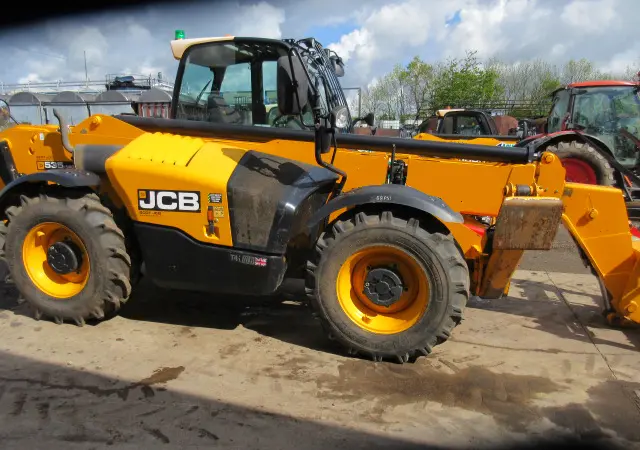 Телескопический погрузчик JCB 535-140. Спецтехника б/у - фото № 6