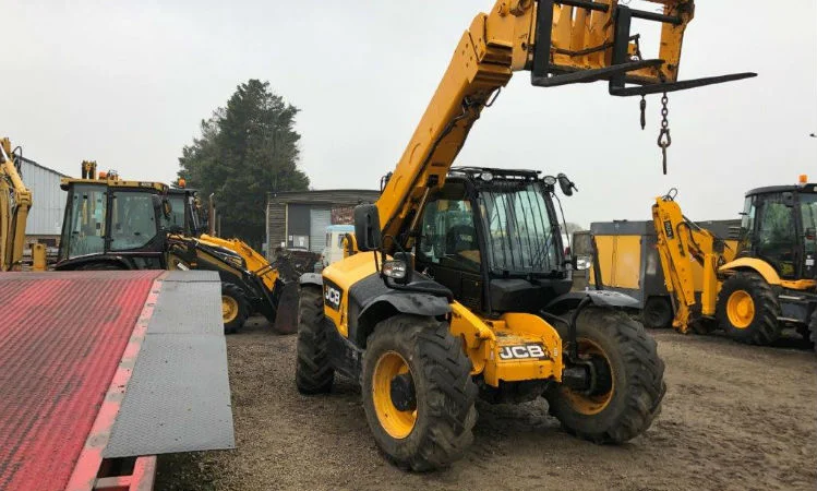 Телескопический погрузчик JCB 535-95. Строительная техника б/у - фото № 4