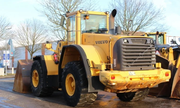 Фронтальный погрузчик Volvo L180E. Киев - фото № 5