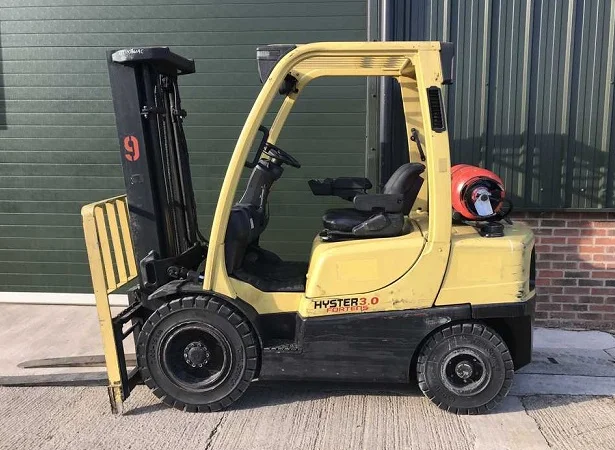 Вилочный погрузчик Hyster H3.00FT. Спецтехника б/у - фото № 1
