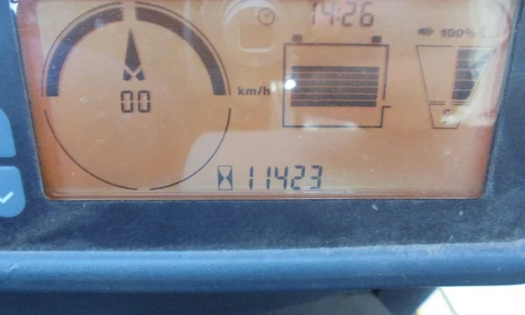 Вилочный погрузчик Jungheinrich EFG213 - фото № 5