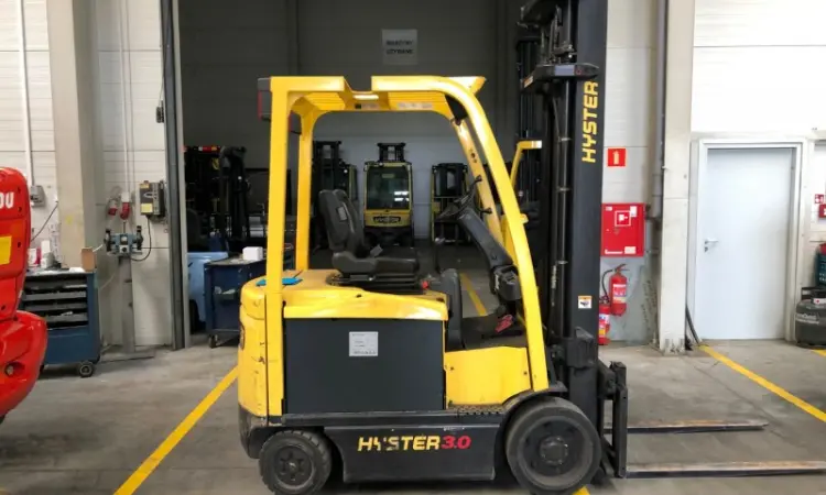 Электропогрузчик вилочный Hyster E3.0XN MWB - фото № 1