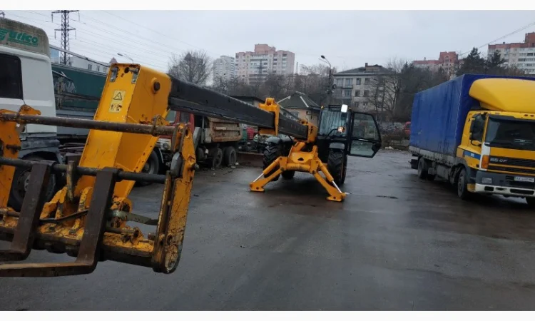 Аренда Телескопический погрузчик JCB 535-125 - фото № 2