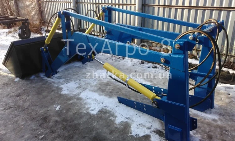 КУН на МТЗ, ЮМЗ, погрузчик фронтальный навесной на МТЗ, ЮМЗ (с джойстиком) - фото № 3