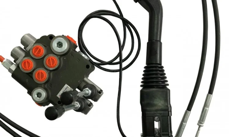 КУН на МТЗ, ЮМЗ, погрузчик фронтальный навесной на МТЗ, ЮМЗ (с джойстиком) - фото № 11