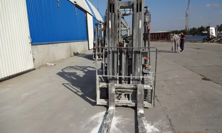 Аренда дизельный погрузчик б/у Doosan D25G - фото № 2