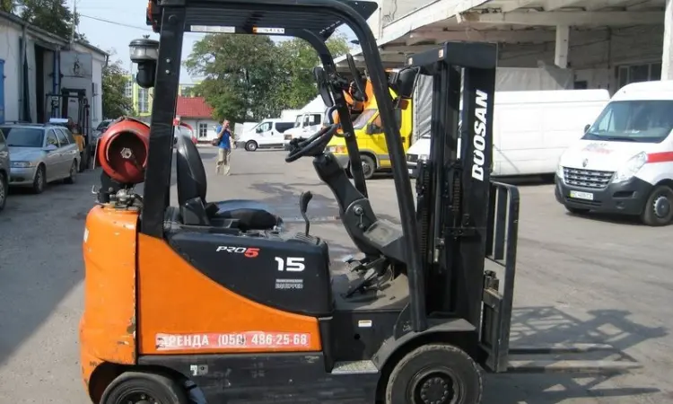 Аренда газовый погрузчик б/у Doosan G15S-5 - фото № 4