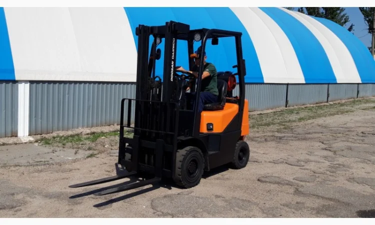 Продам автопогрузчик б/у Daewoo G15S-2, вилочный погрузчик бу - фото № 3