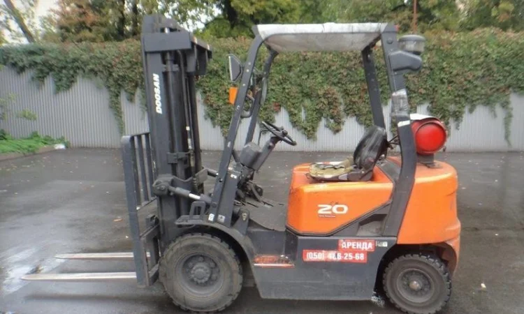 Аренда автопогрузчик б/у Doosan G20G - фото № 1