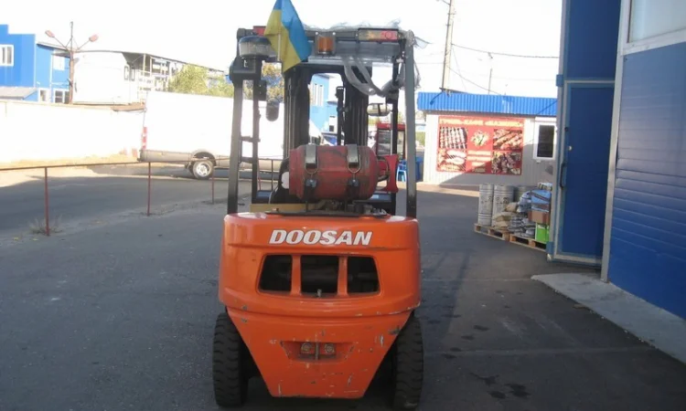 Аренда газовый погрузчик б/у Doosan G20G - фото № 3