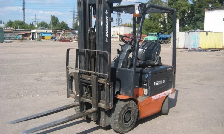 Аренда электропогрузчик б/у Doosan B15S-5 - фото № 4