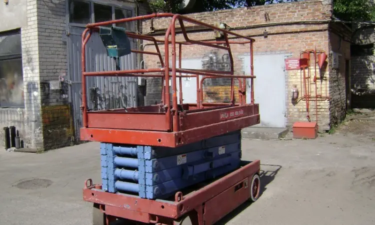 Продам подъемник ножничного типа б/у UpRight X32N Акция - фото № 2