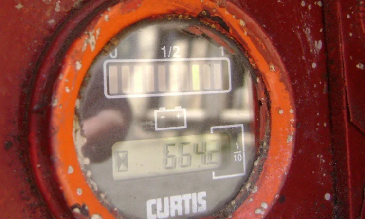 Продам подъемник ножничного типа б/у UpRight X32N Акция - фото № 5