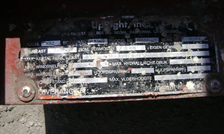 Продам подъемник ножничного типа б/у UpRight X32N Акция - фото № 6
