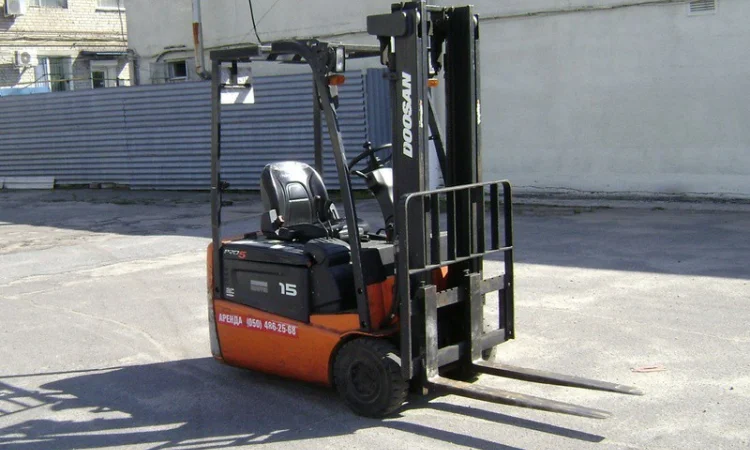 Аренда электропогрузчик б/у Doosan B15R-5 - фото № 5