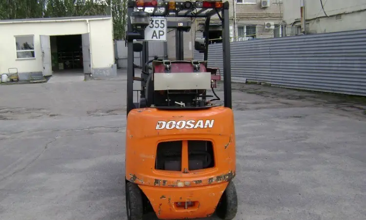 Аренда погрузчик газ б/у Doosan G15S-5 - фото № 3