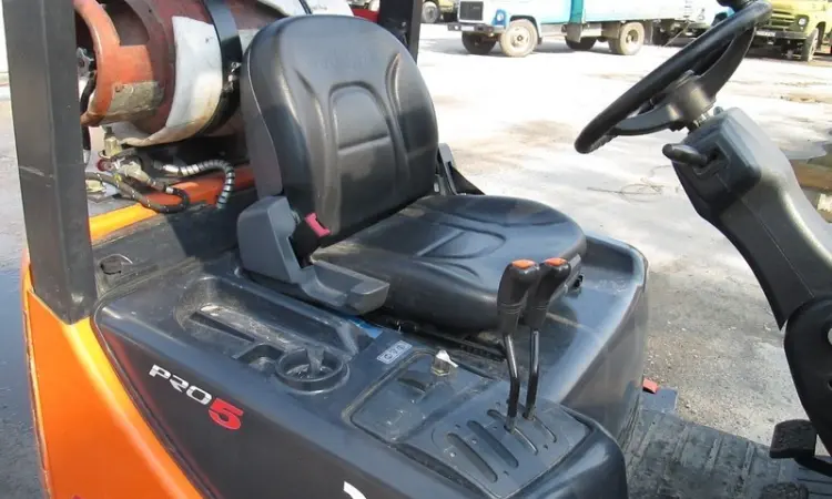 Продам газовый автопогрузчик б/у Doosan G15S-5 - фото № 5