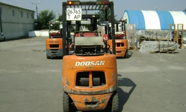 Аренда вилочный погрузчик б/у Doosan G15G - фото № 2