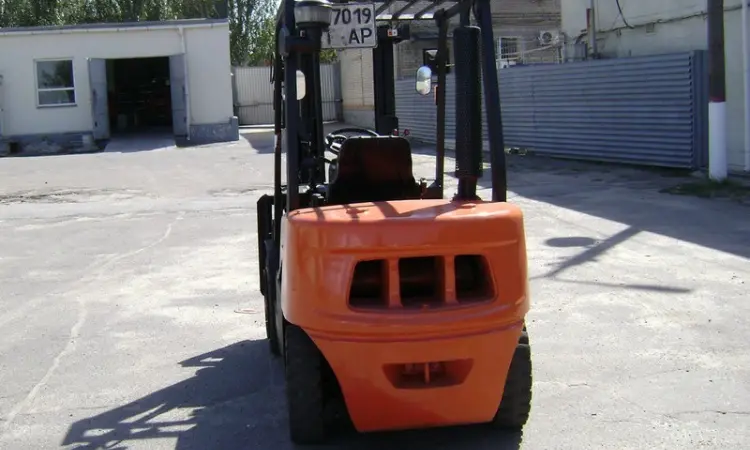 Аренда дизельный погрузчик б/у Doosan D30G - фото № 7