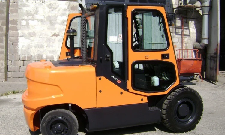 Погрузчик вилочный в аренду в Полтаве - фото № 3