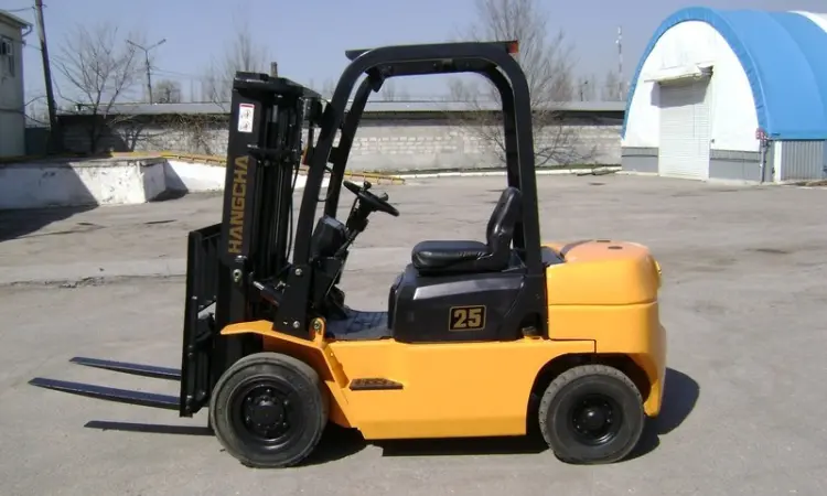 Продам автопогрузчик дизель б/у HANGCHA CPCD25N-RG5 - фото № 4