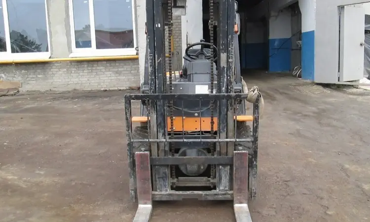 Продам автопогрузчик дизель б/у HС CPCD25N-RG5 - фото № 4