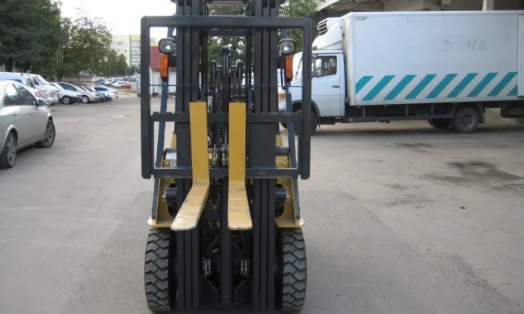 Продам погрузчик вилочный Caterpillar DP20CNT. Супер акция - фото № 3