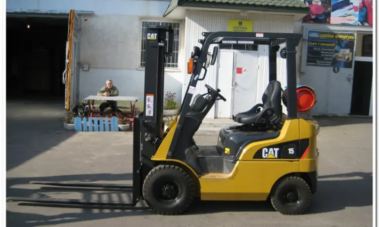 Продам газовый погрузчик CAT (Япония), г/п 1, 5т. Супер акция - фото № 1