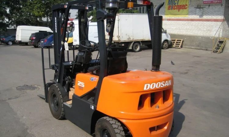 Продам дизельний навантажувач (погрузчик) 2, 5тонны. Супер акция - фото № 2