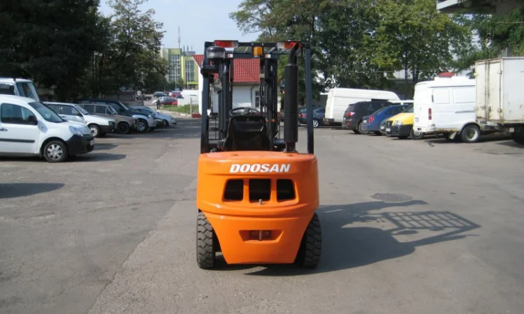 Продам дизельний навантажувач (погрузчик) 2, 5тонны. Супер акция - фото № 3