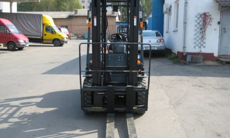 Продам дизельний навантажувач (погрузчик) 2, 5тонны. Супер акция - фото № 7