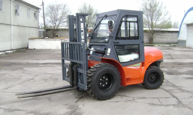 Продам автопогрузчик высокой проходимости г/п 3т Heli - фото № 2