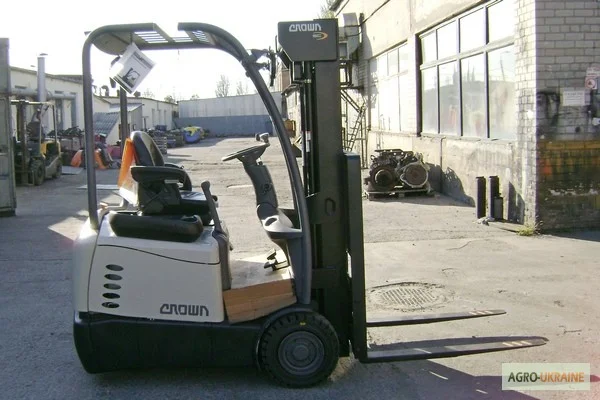 Продам электропогрузчик Crown SC5310-1, 3 новый - фото № 2