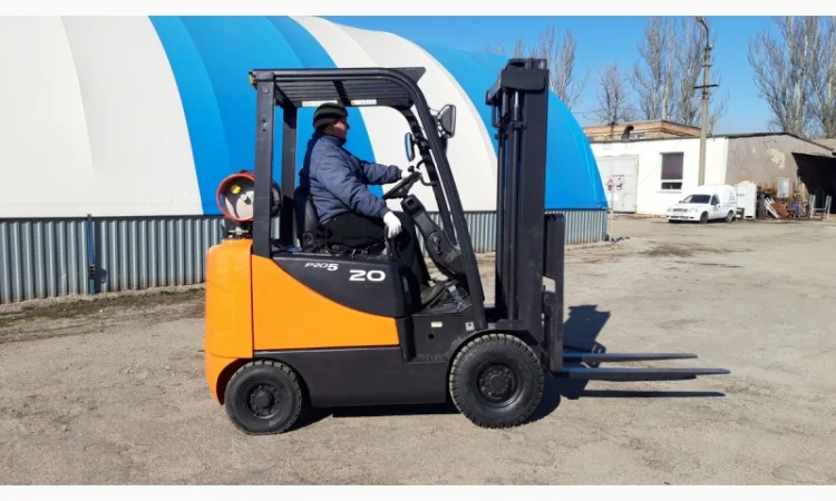 Газовый погрузчик бу Doosan G20SС-5 - фото № 1
