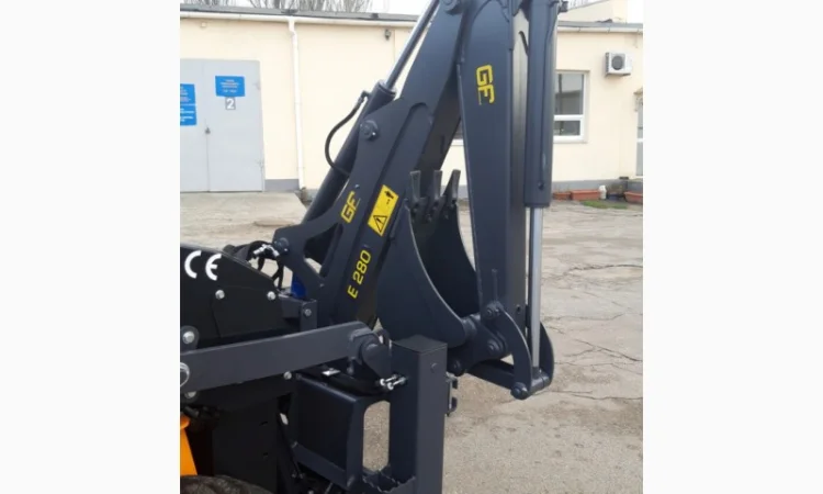 Ковшовый мини погрузчик SSL5700 (Южная Корея) с обратной лопатой (Италия) - фото № 2