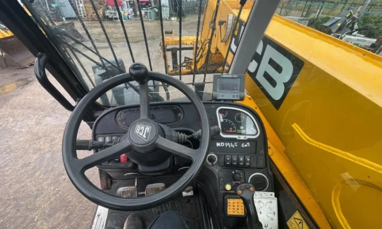 Продам телескопічний навантажувач JCB 531-70 - фото № 10