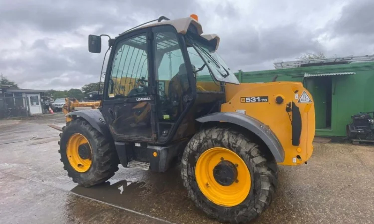 Продам телескопічний навантажувач JCB 531-70 - фото № 6