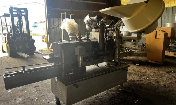 Машина закаточна Ж7-УМТ-6 - фото № 4