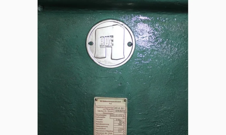 Закаточная машина на жестебанку KEVS-320 - фото № 11