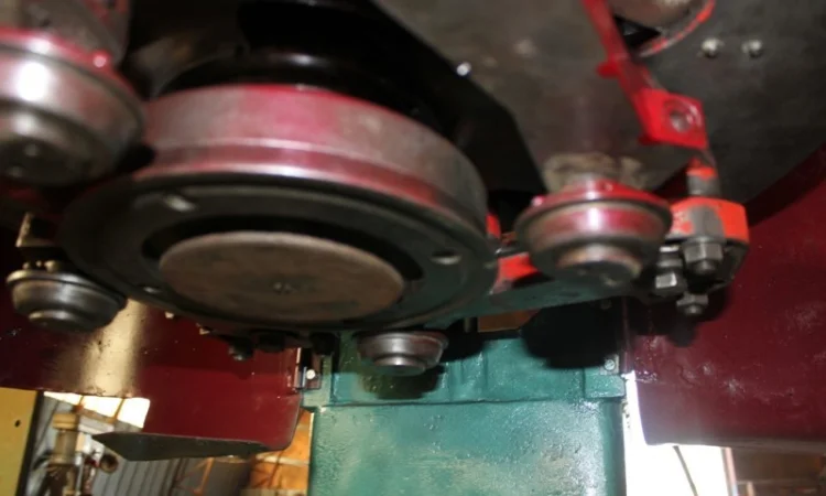 Закаточная машина на жестебанку KEVS-320 - фото № 5