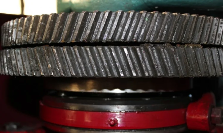 Закаточная машина на жестебанку KEVS-320 - фото № 8